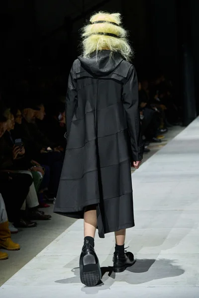 Look 45